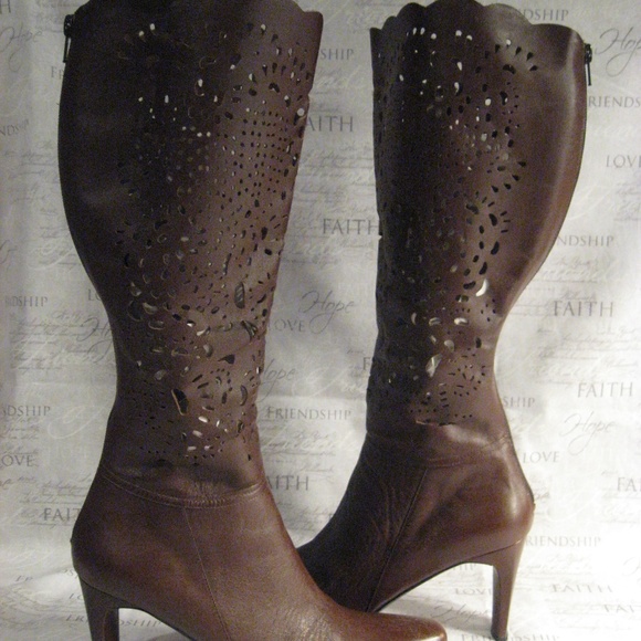 BELLINI Shoes - BELLINI CHOCOLATE BORWN LASER CUT KNEE BOOTS 8.5M